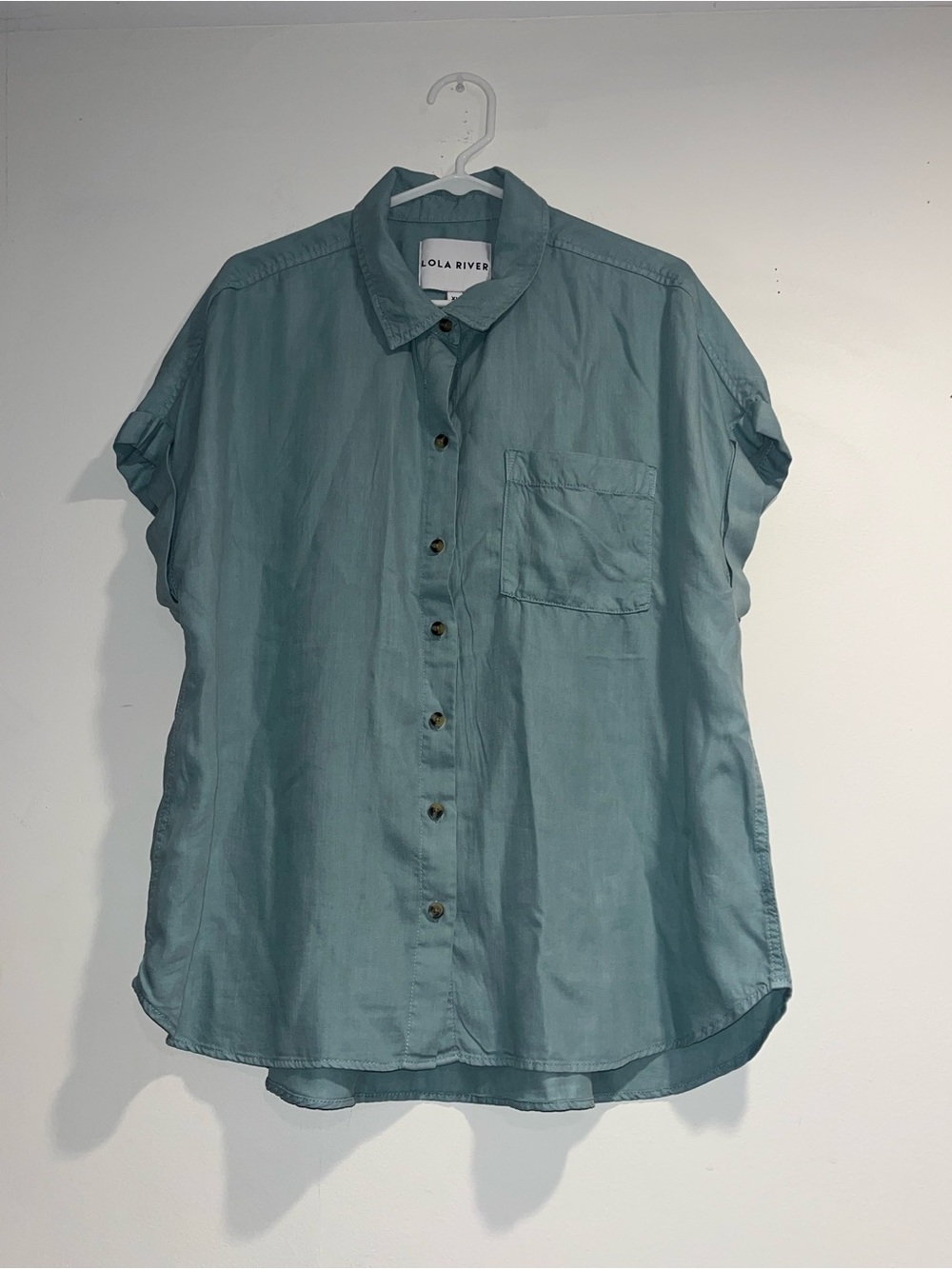 LOLA RIVER Button down short sleeve shirt